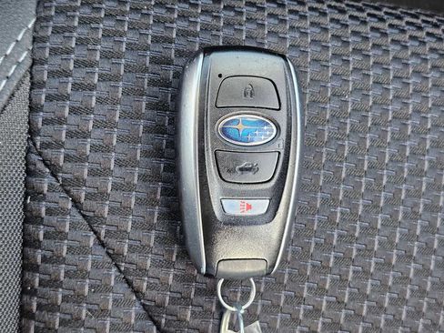 Used 2024 Subaru Forester Premium AWD/4WD image 31