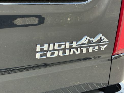 New 2026 Chevrolet Silverado 1500 High Country w/ High Country Premium Package AWD/4WD image 13