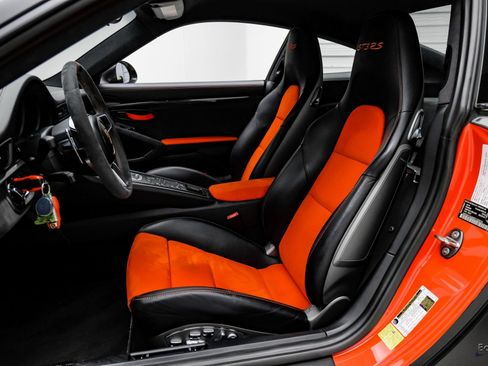 Used 2016 Porsche 911 GT3 RS image 33
