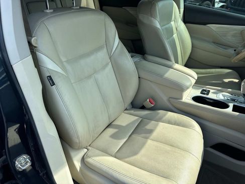 Used 2018 Nissan Murano Platinum w/ Cargo Package FWD image 27