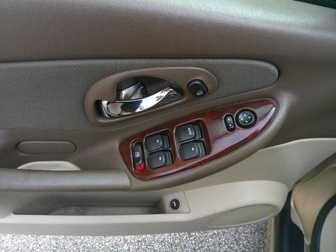 Used 2006 Chevrolet Malibu LT image 8