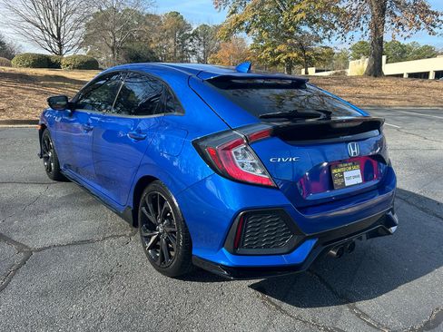 Used 2017 Honda Civic Sport Touring image 3