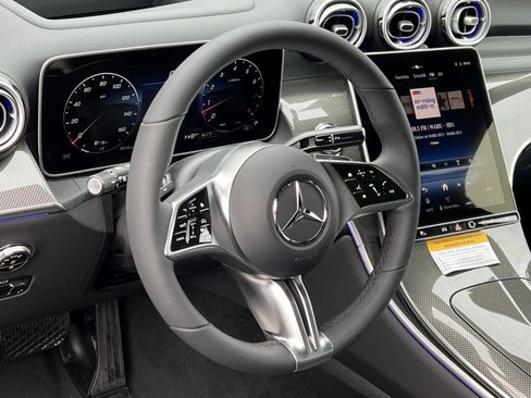 New 2026 Mercedes-Benz GLC 300 4MATIC image 14