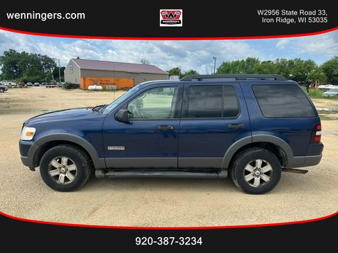 Used 2006 Ford Explorer XLT AWD/4WD image 1