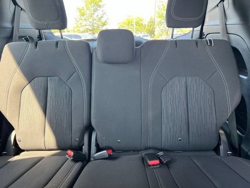 Used 2019 Chrysler Pacifica Touring Plus w/ S Appearance Package FWD image 34