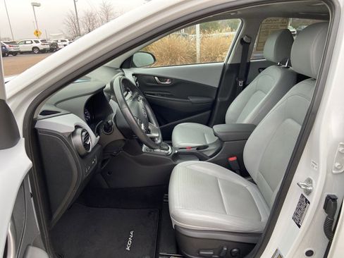 Used 2020 Hyundai Kona Limited image 33