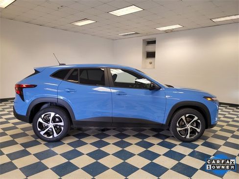 Used 2024 Chevrolet Trax RS w/ Driver Confidence Package image 7