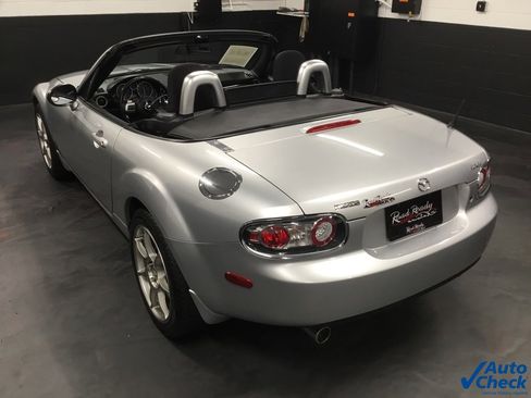 Used 2006 MAZDA MX-5 Miata Touring image 7