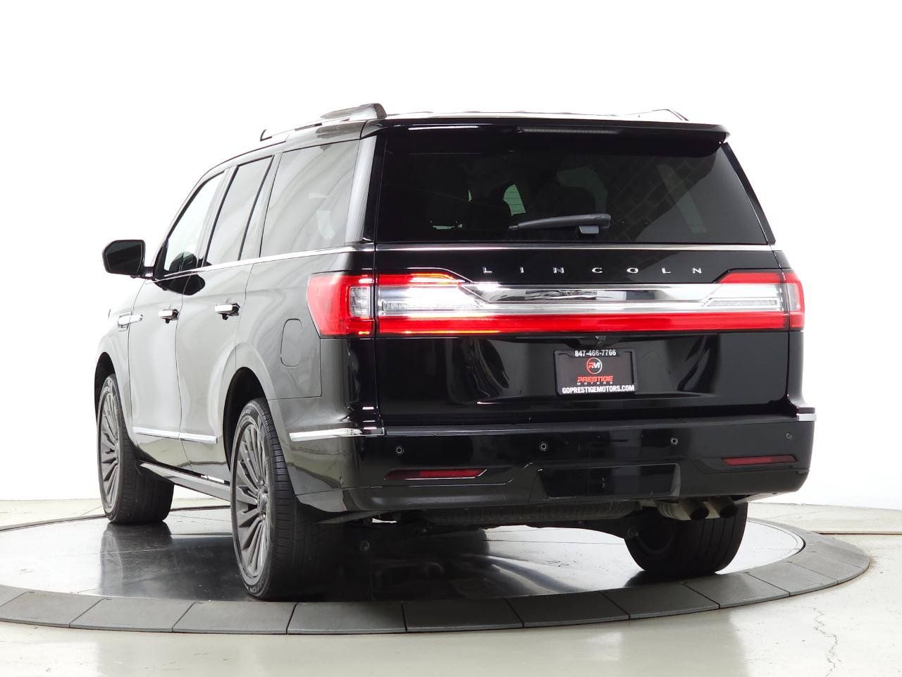 Used 2018 Lincoln Navigator Reserve w/ Technology Package AWD/4WD image 5