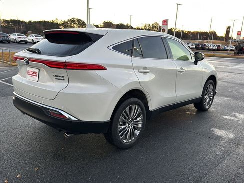 Used 2021 Toyota Venza Limited image 5