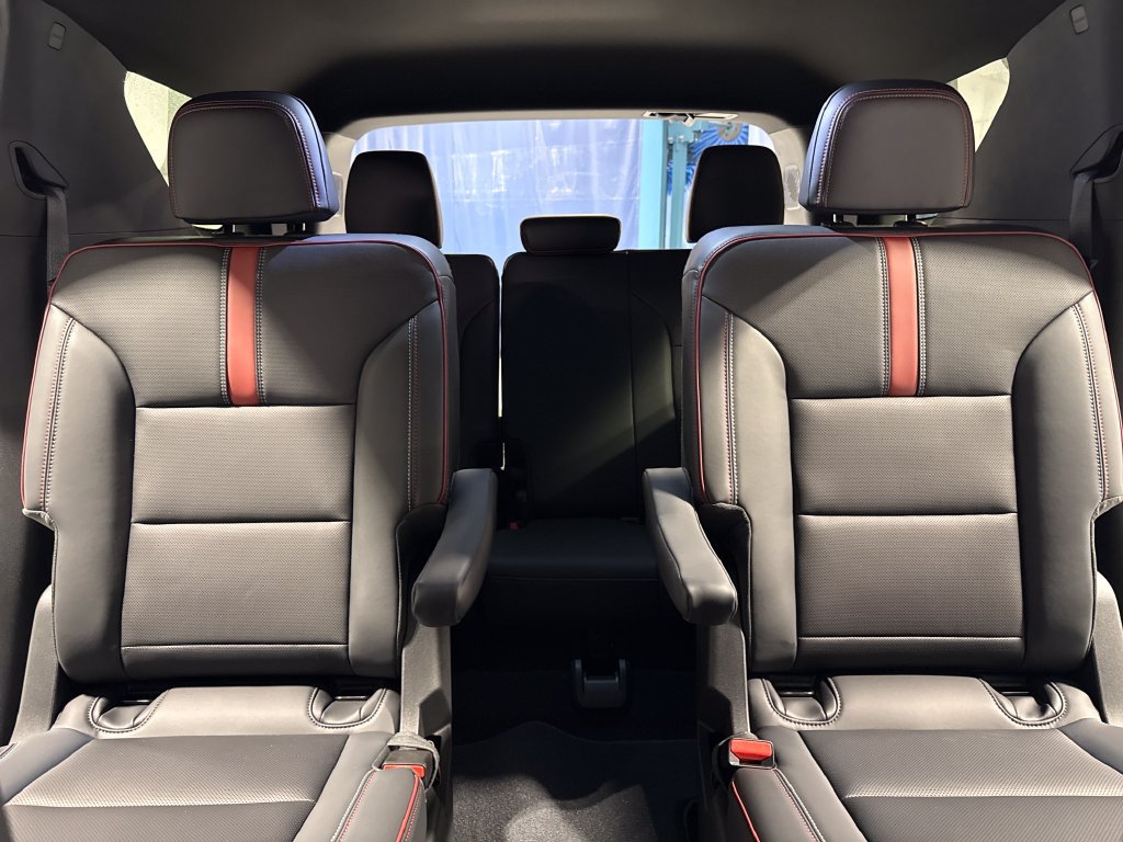 New 2027 Chevrolet Traverse RS AWD/4WD image 35