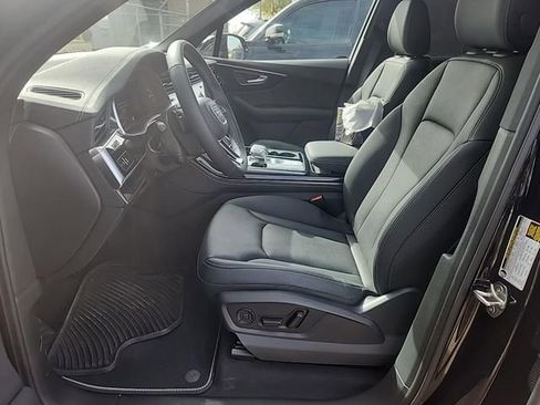Used 2025 Audi Q7 3.0T Premium Plus w/ Premium Plus Package image 5