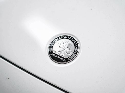 New 2025 Mercedes-Benz GLA 35 AMG AMG GLA 35 image 3