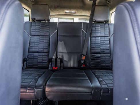 Used 2024 Cadillac Escalade ESV Sport Platinum w/ LPO, ONYX Package AWD/4WD image 44