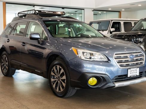 Used 2015 Subaru Outback 2.5i Limited AWD/4WD image 3