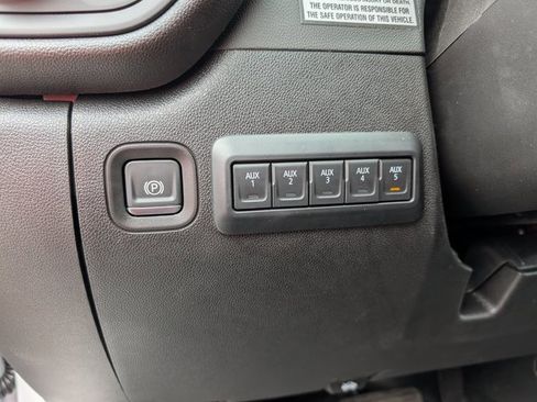 New 2025 GMC Sierra 2500 Pro w/ Convenience Package image 26