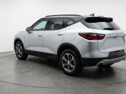 Used 2025 Chevrolet Blazer LT FWD image 6