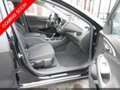 Used 2019 Chevrolet Malibu LS FWD image 4