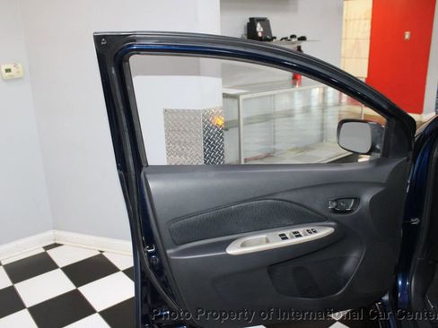 Used 2007 Toyota Yaris S image 9