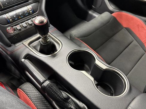 Used 2019 Ford Mustang Shelby GT350R w/ GT350R Equipment Group 920A RWD image 34