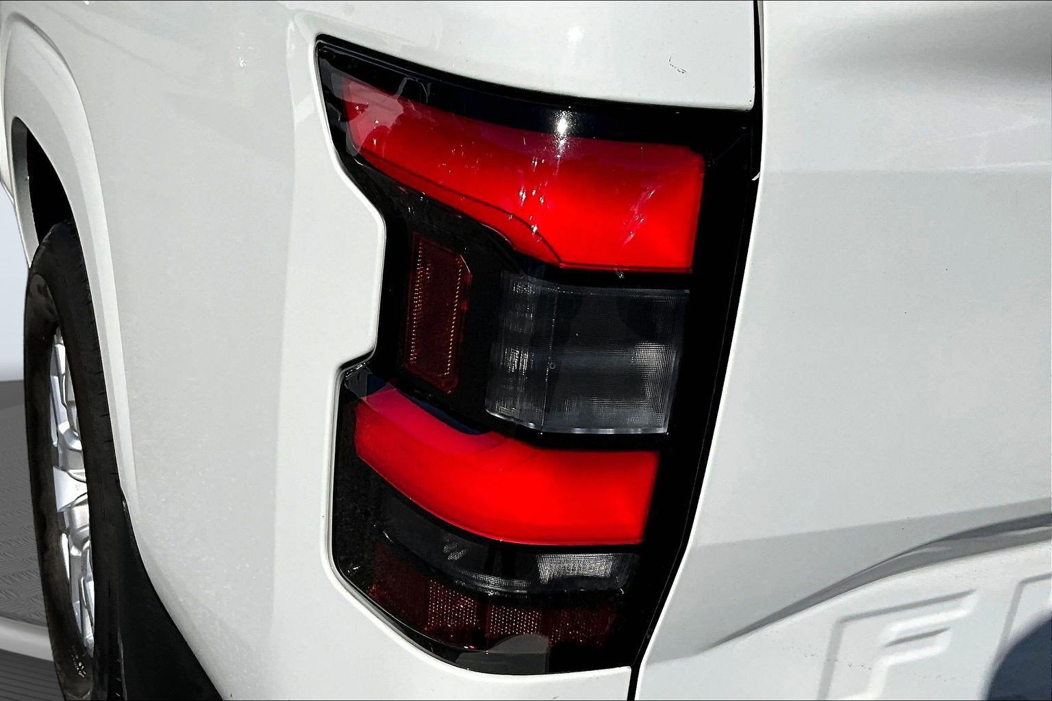 Used 2024 Nissan Frontier SV w/ SV Convenience Package RWD image 21
