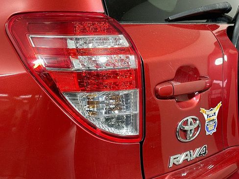 Used 2012 Toyota RAV4 Sport FWD image 21
