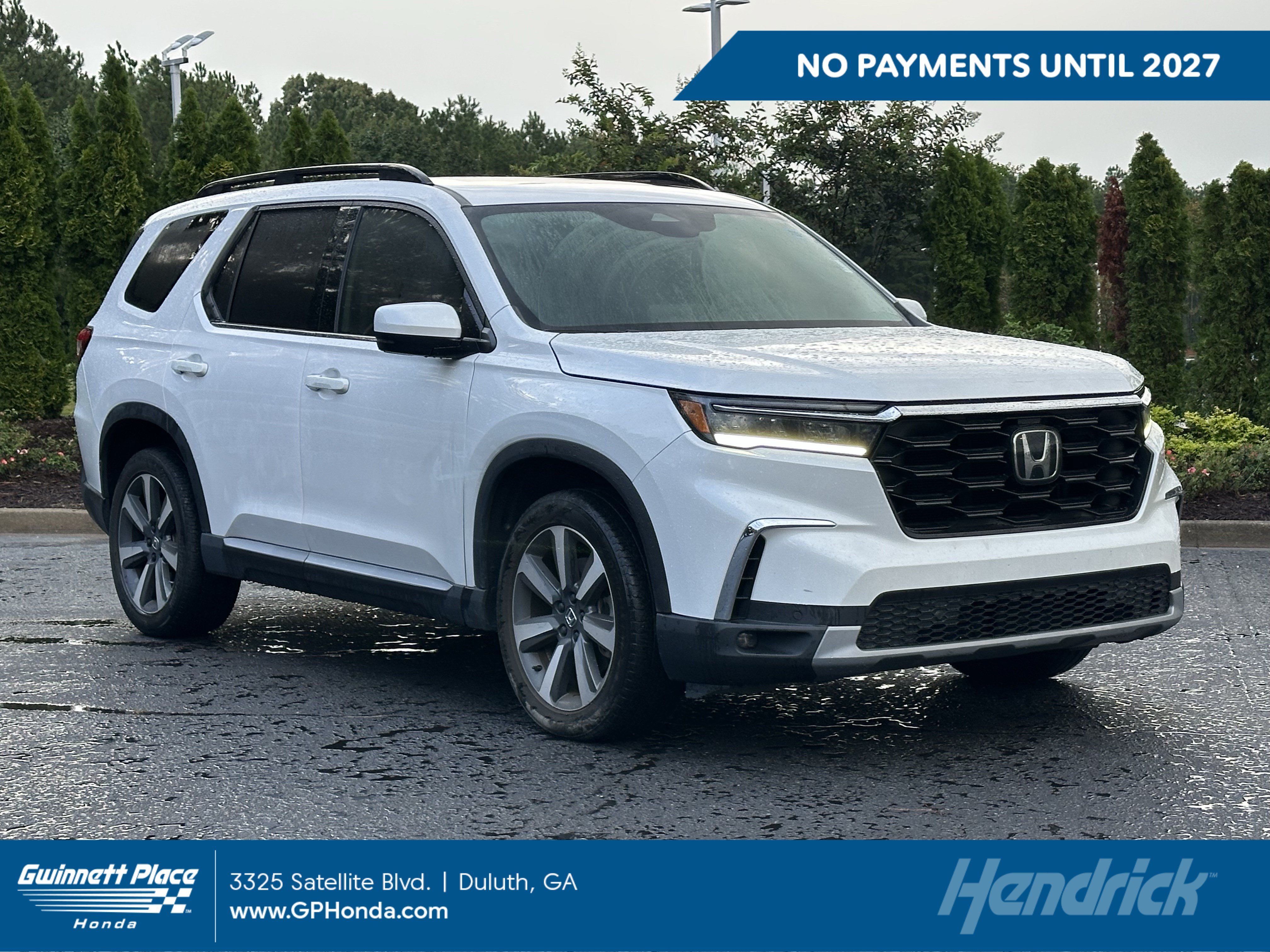 Used 2024 Honda Pilot Touring image 1