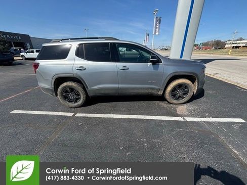 Used 2023 GMC Acadia AT4 image 4