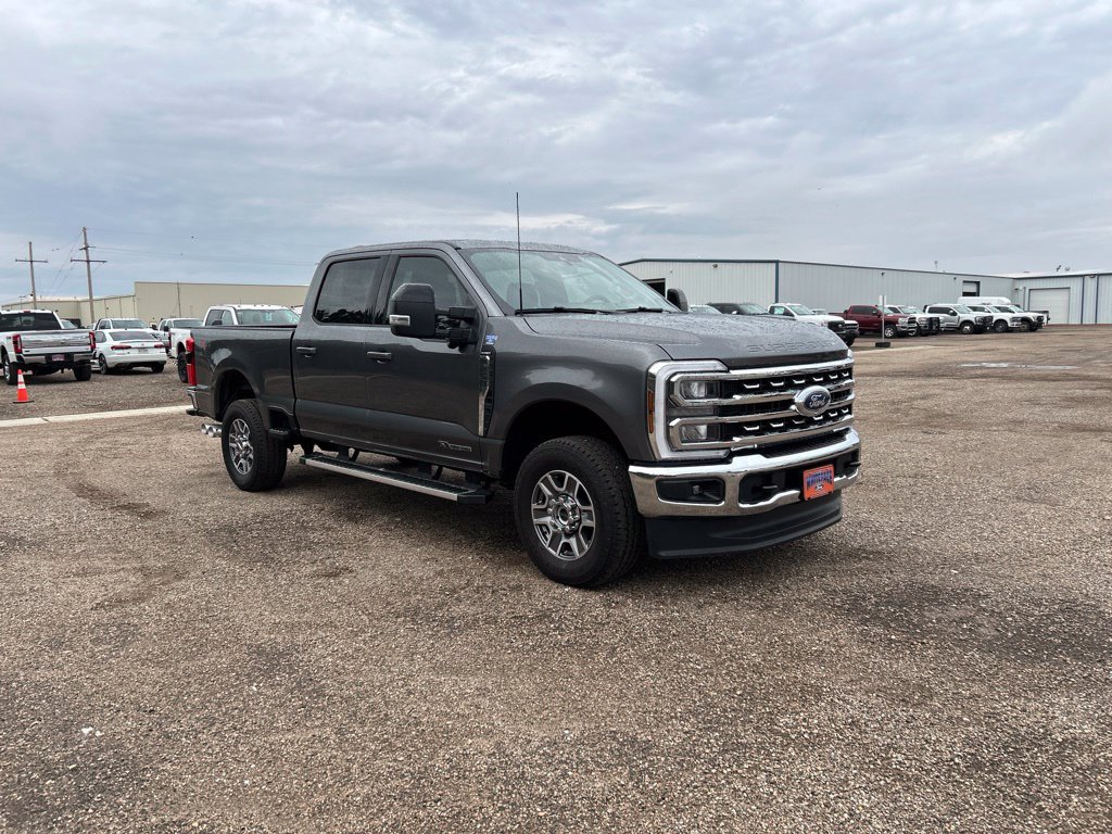 Used 2026 Ford F250 Lariat AWD/4WD image 9