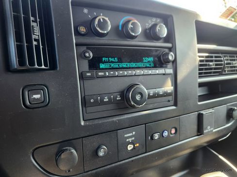 Used 2024 GMC Savana 2500 w/ Driver Convenience Package image 36