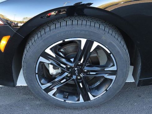 Used 2024 Kia K5 GT-Line image 11