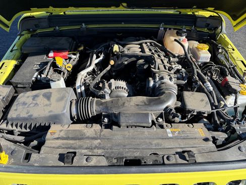 Used 2022 Jeep Wrangler Unlimited Sahara image 20