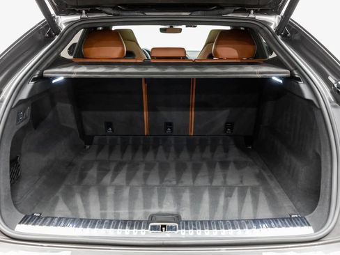 Used 2022 Lamborghini Urus image 21