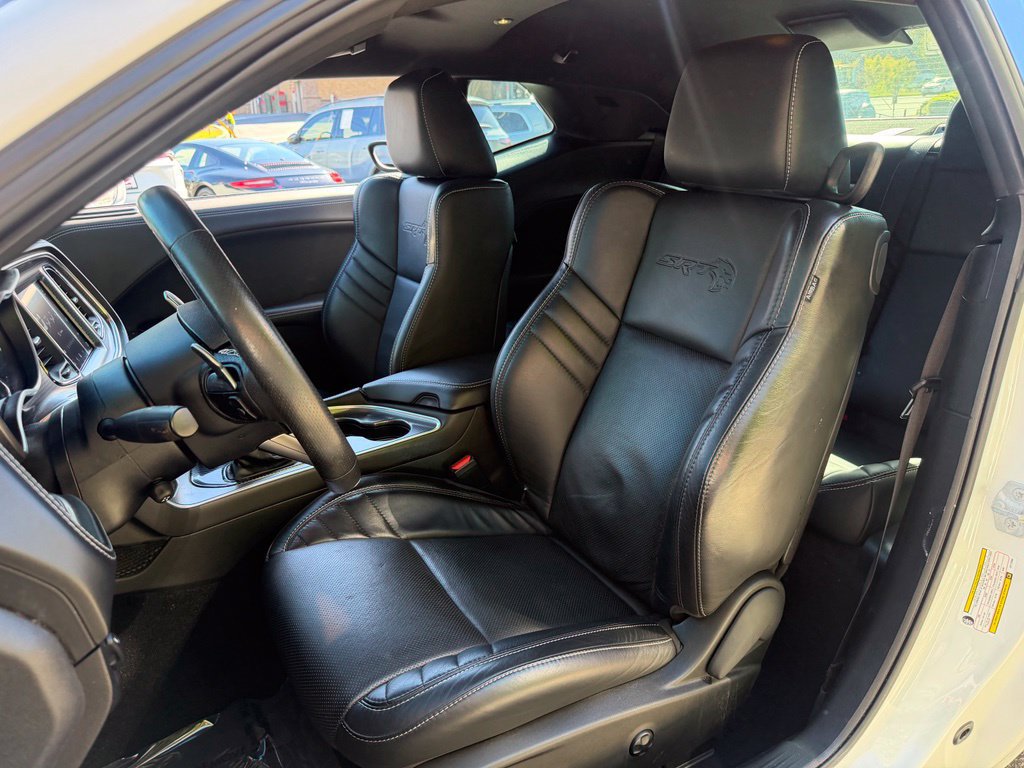 Used 2020 Dodge Challenger SRT Hellcat w/ Plus Package RWD image 26
