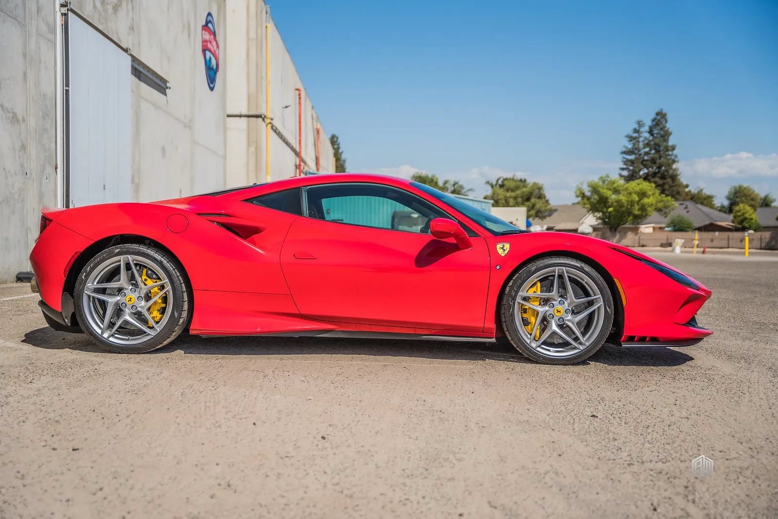 Used 2020 Ferrari F8 Tributo RWD image 5
