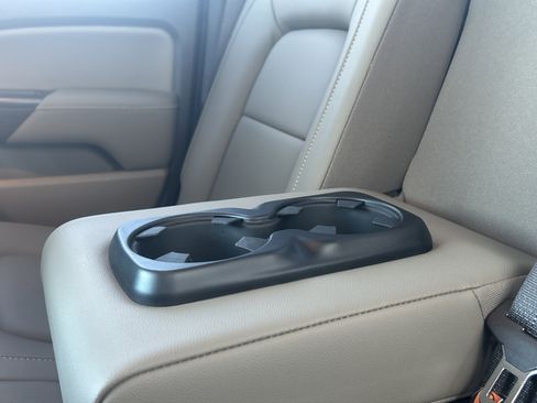 Used 2019 GMC Canyon SLT w/ Driver Alert Package image 27