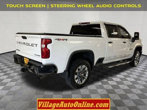 Used 2024 Chevrolet Silverado 2500 Custom w/ Custom Convenience Package AWD/4WD image 4