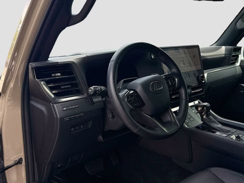 Used 2024 Lexus GX 550 AWD/4WD image 36