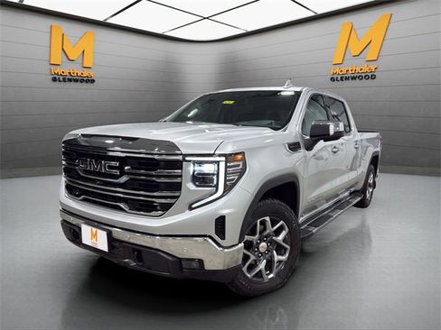 Used 2022 GMC Sierra 1500 SLT w/ SLT Premium Plus Package image 5