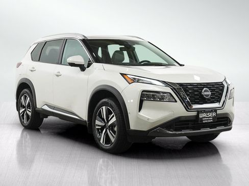 Used 2023 Nissan Rogue SL w/ SL Premium Package AWD/4WD image 8