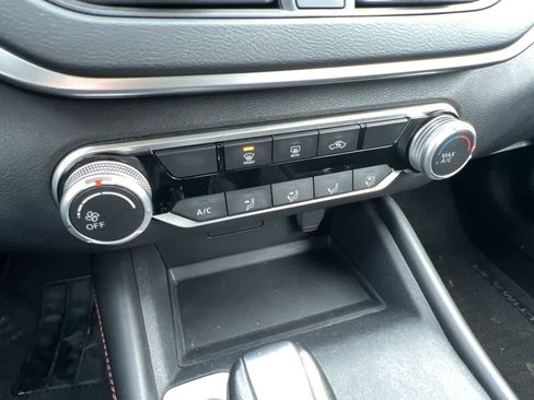 Used 2022 Nissan Altima 2.5 SR image 19