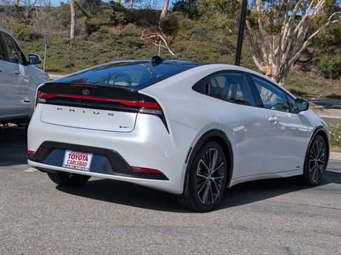 Used 2025 Toyota Prius Limited w/ Limited Premium Package image 13