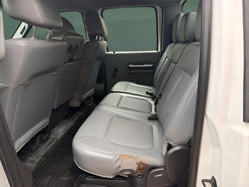 Used 2015 Ford F550 4x4 Crew Cab Super Duty image 11