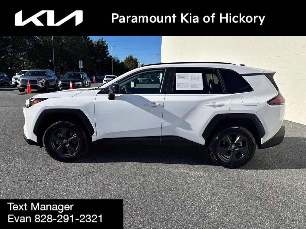 Used 2026 Toyota RAV4 LE AWD/4WD image 4