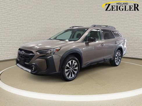 Used 2024 Subaru Outback Limited AWD/4WD image 1