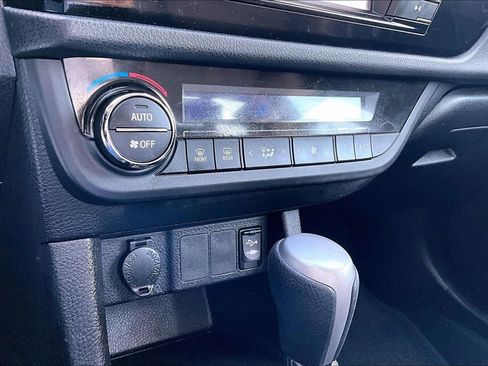 Used 2014 Toyota Corolla S FWD image 14