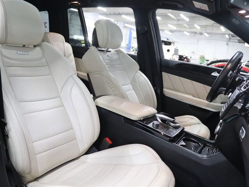 Used 2017 Mercedes-Benz GLS 63 AMG 4MATIC image 21