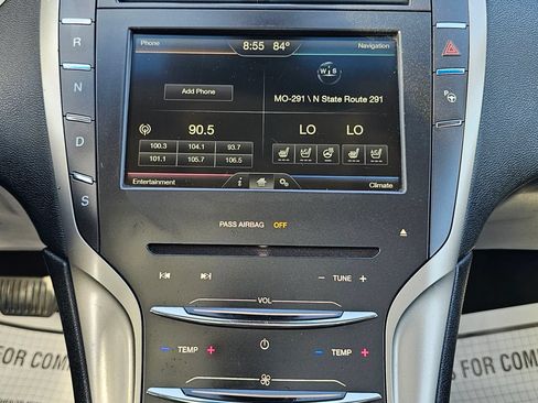 Used 2016 Lincoln MKZ w/ Equipment Group 300A Reserve FWD image 23