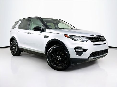 Used 2018 Land Rover Discovery Sport SE image 1