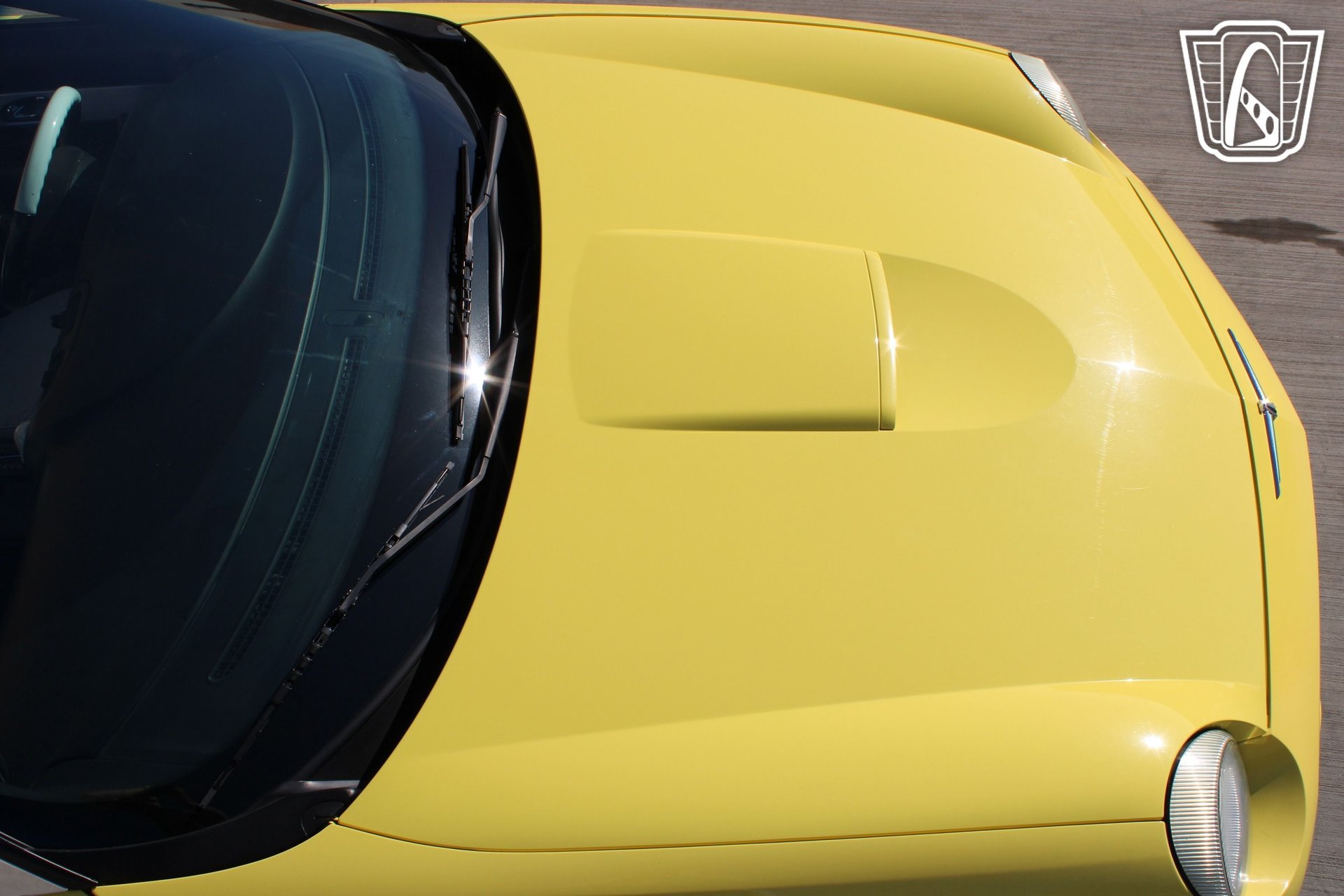 Used 2004 Ford Thunderbird RWD image 32